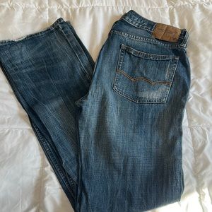 Men’s American Eagle Jeans. Original Boot, 33 x 34. Dark wash.